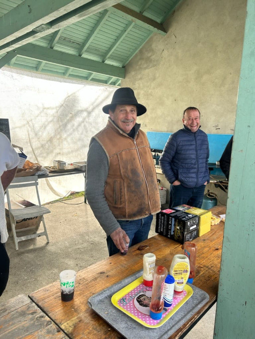 bénévoles , convivialité éperon d'aurensan , Gerad Dusch